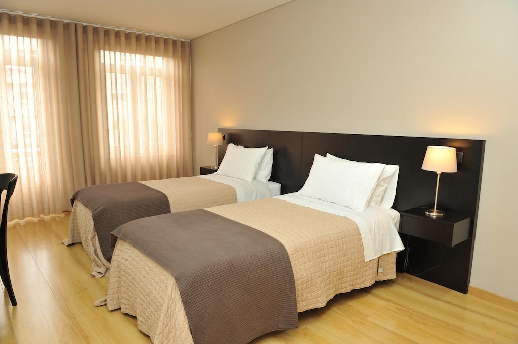 Pensão Santo António Vila Nova de Famalicão Quarto foto